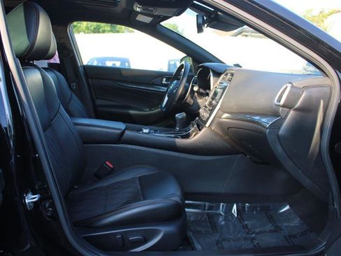 Used 2021 Nissan Maxima SR w/ Sport Mat Group image 13