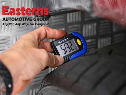Used 2018 Dodge Charger R/T Scat Pack RWD image 29