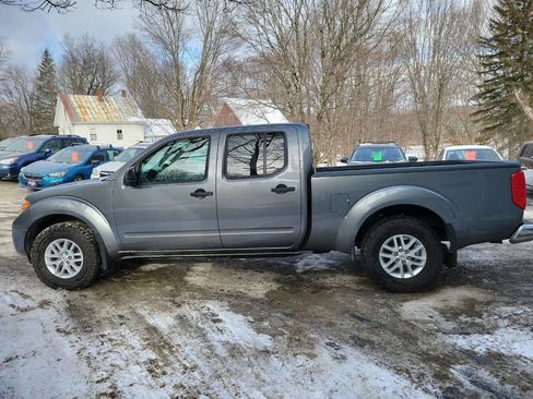 Used 2016 Nissan Frontier SV w/ SV Value Truck Package image 4