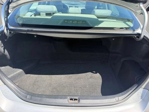 Used 2009 Toyota Camry Hybrid w/ Leather Pkg FWD image 14