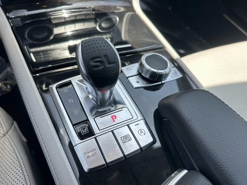 Used 2020 Mercedes-Benz SL 550 image 21