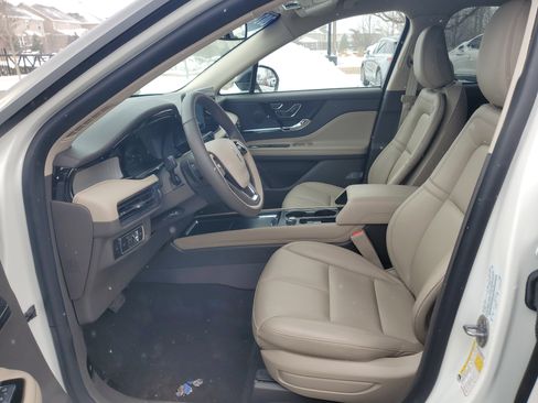 Certified 2024 Lincoln Corsair AWD image 12