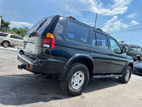 Used 2001 Mitsubishi Montero Sport ES image 3