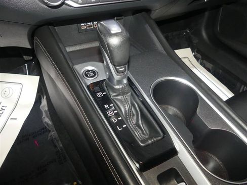 Used 2019 Nissan Altima 2.5 SL FWD image 39