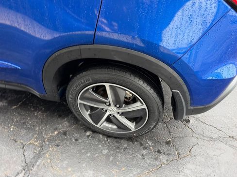 Used 2022 Honda HR-V EX image 6