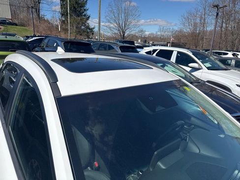 Used 2023 Hyundai Kona Limited w/ Cargo Package image 8