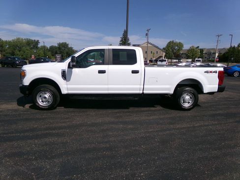 Used 2022 Ford F250 XL w/ Power Equipment Group AWD/4WD image 7