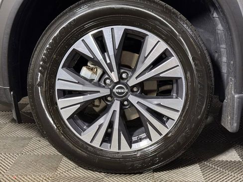 Certified 2023 Nissan Rogue SV AWD/4WD image 32