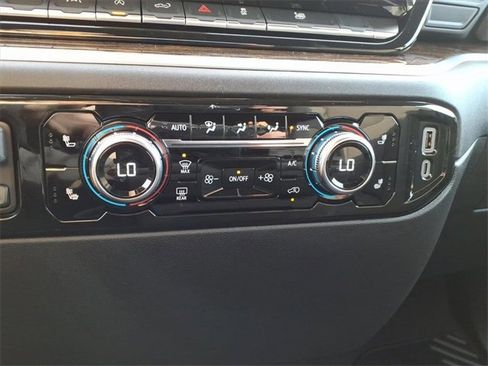 New 2026 GMC Sierra 1500 Elevation image 18