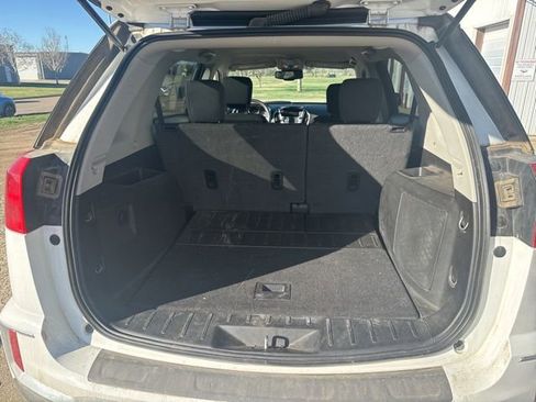 Used 2017 GMC Terrain SLE w/ Convenience Package AWD/4WD image 10