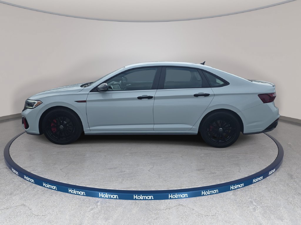 Used 2024 Volkswagen Jetta GLI 40th Anniversary Edition FWD image 9
