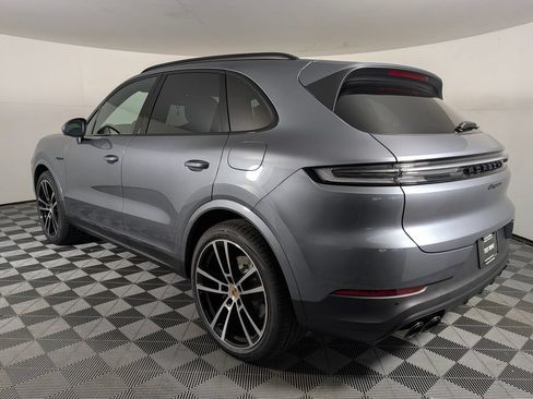 New 2026 Porsche Cayenne E-Hybrid AWD/4WD image 3