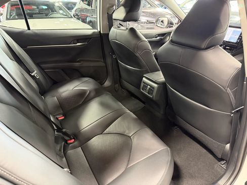 Used 2021 Toyota Camry XSE w/ Navigation Upgrade Package FWD image 25
