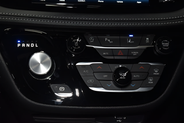 New 2026 Chrysler Pacifica Select FWD image 16