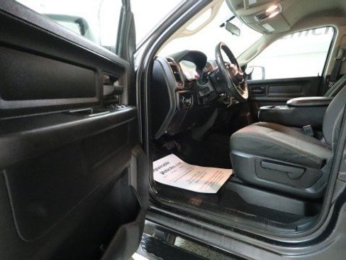 Used 2020 RAM 2500 Tradesman AWD/4WD image 9