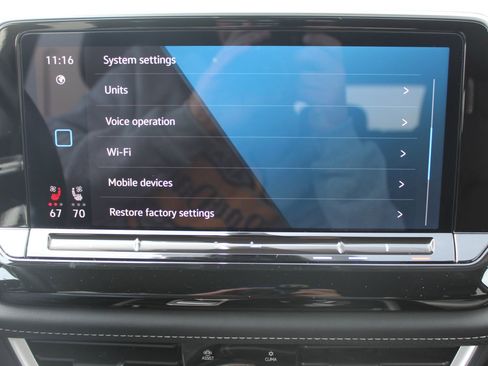 Used 2024 Volkswagen Atlas SE AWD/4WD image 43