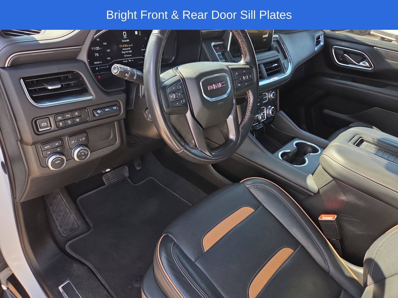 Used 2023 GMC Yukon AT4 w/ Technology Package AWD/4WD image 12