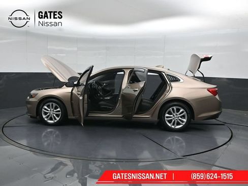Used 2018 Chevrolet Malibu LT FWD image 50