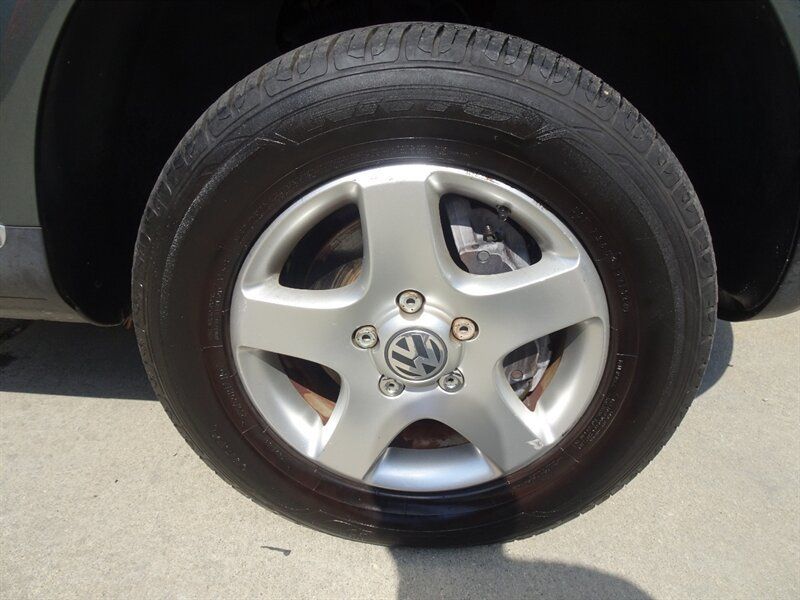 Used 2004 Volkswagen Touareg V6 AWD/4WD image 26