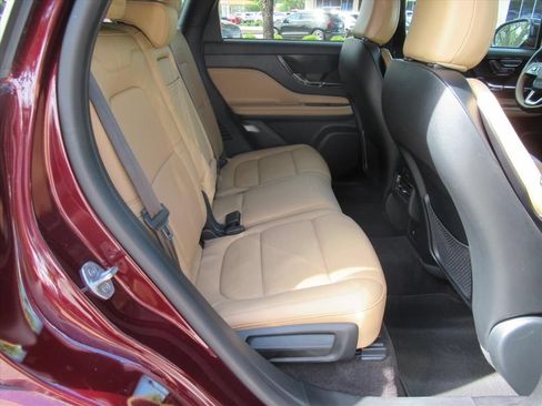 Used 2021 Lincoln Corsair Reserve w/ Equipment Group 201A AWD/4WD image 33
