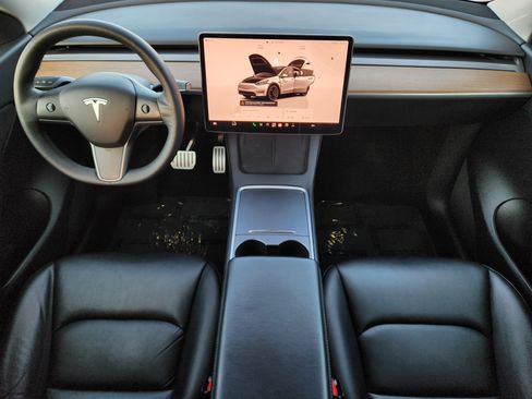 Used 2022 Tesla Model Y Performance AWD/4WD image 22