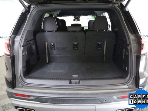 Used 2025 GMC Acadia Elevation AWD/4WD image 9