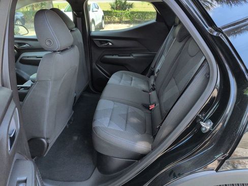 New 2027 Chevrolet Bolt LT w/ Comfort Package FWD image 21