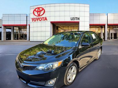 Used 2014 Toyota Camry SE