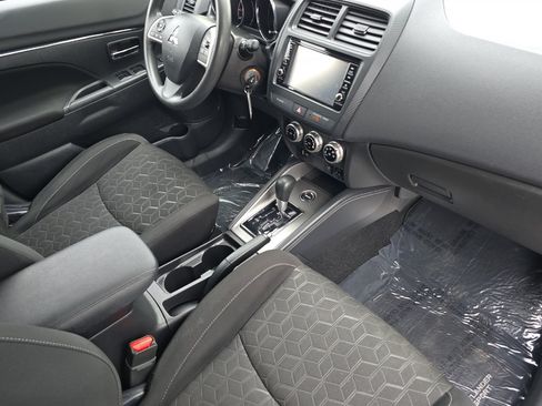 Used 2024 Mitsubishi Outlander Sport ES AWD/4WD image 16