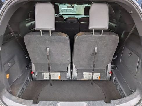 Used 2018 Ford Explorer XLT w/ Equipment Group 202A image 27