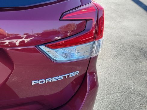 Certified 2024 Subaru Forester Premium AWD/4WD image 11