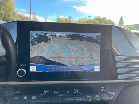 Used 2025 Toyota Camry LE image 17