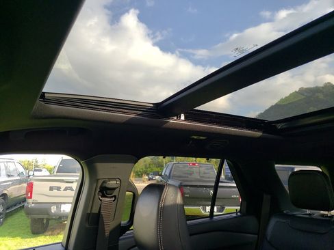 Used 2023 Ford Explorer ST w/ Equipment Group 401A image 34