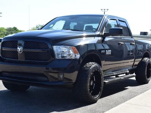 Used 2015 RAM 1500 Express AWD/4WD image 14