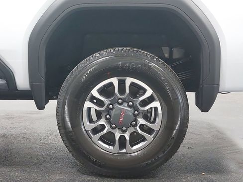 New 2026 GMC Sierra 3500 SLT w/ SLT Premium Package image 36