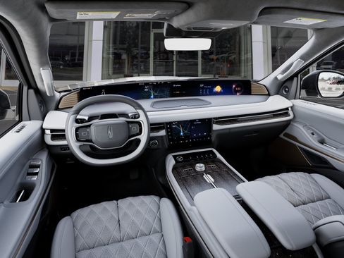New 2027 Lincoln Navigator Black Label AWD/4WD image 9