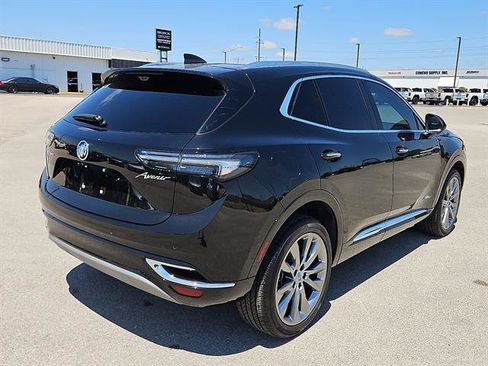 Certified 2022 Buick Envision Avenir w/ Technology Package II FWD image 5