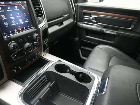Used 2018 RAM 2500 Laramie w/ Convenience Group AWD/4WD image 29