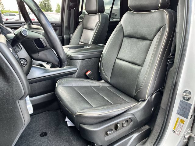 Used 2022 GMC Yukon SLT w/ SLT Premium Package AWD/4WD image 14