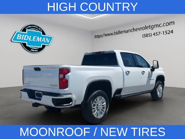 Used 2022 Chevrolet Silverado 3500 High Country w/ Safety Package II AWD/4WD image 8