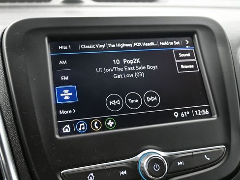Used 2022 Chevrolet Equinox LT w/ LPO, Blackout Package FWD image 18