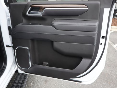 Used 2025 Chevrolet Silverado 2500 LT w/ Trail Boss Package image 34