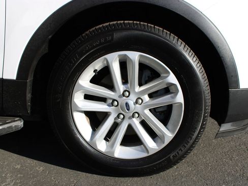 Used 2017 Ford Explorer FWD image 9