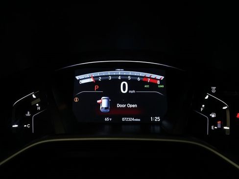 Used 2019 Honda CR-V EX image 2