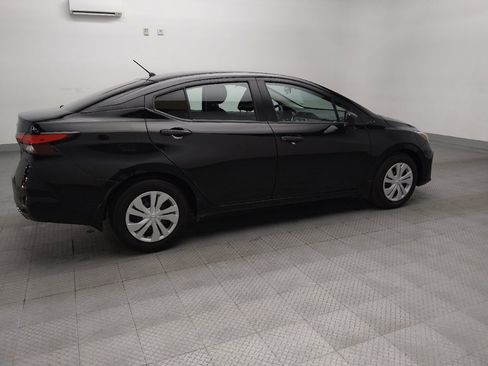 Used 2025 Nissan Versa S w/ Trunk Package image 10