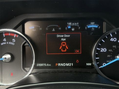 Used 2018 Ford F250 Lariat w/ Lariat Ultimate Package image 14