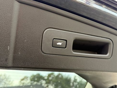 Used 2016 Acura MDX SH-AWD image 15