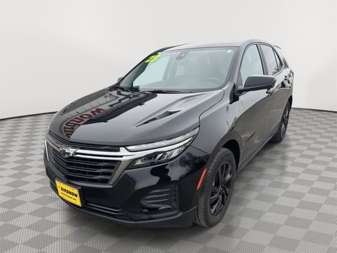 Used 2023 Chevrolet Equinox LS w/ LS Convenience Package AWD/4WD image 7