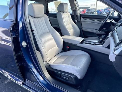 Used 2019 Honda Accord EX-L image 24