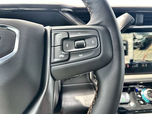 New 2026 GMC Sierra 2500 AT4 w/ AT4 Premium Plus Package AWD/4WD image 32